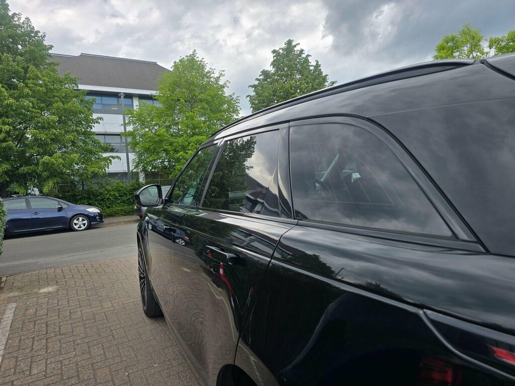 Land Rover Range Rover Velar 3.0 D300 Hse Black #7