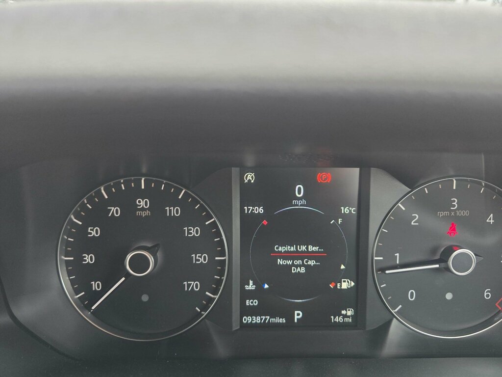 Land Rover Range Rover Velar 3.0 D300 Hse Black #22