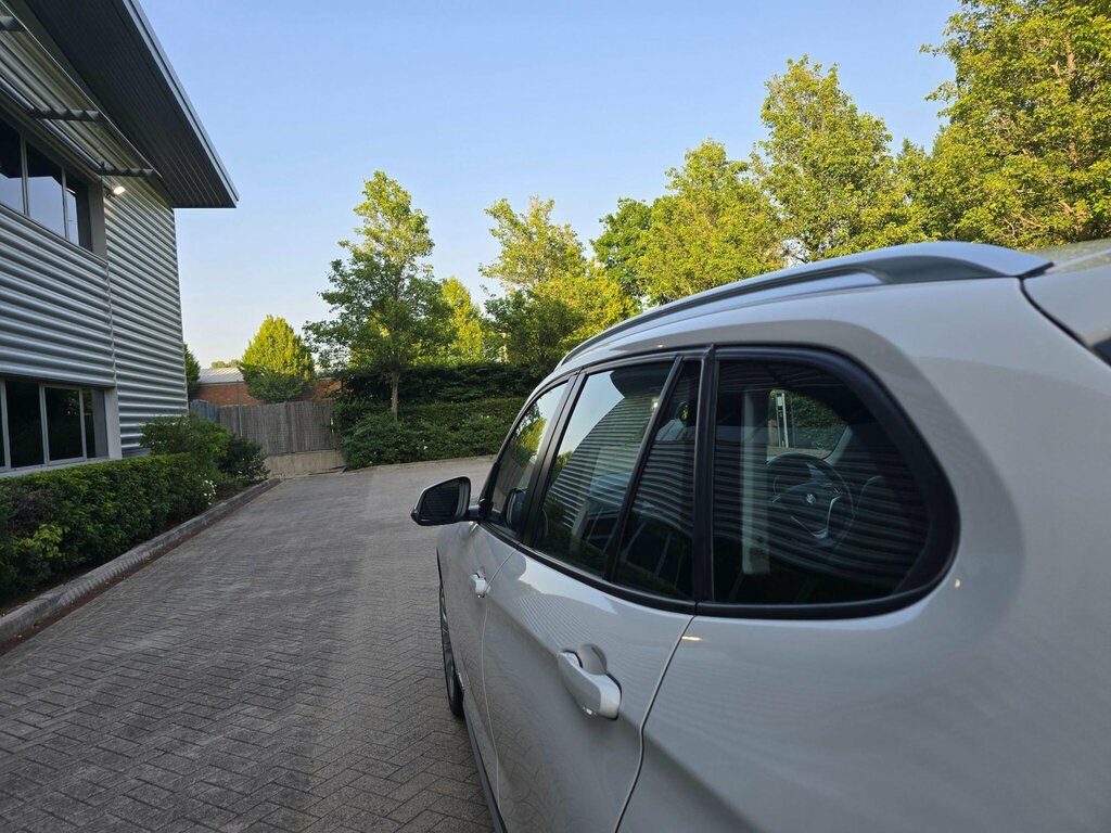 BMW X1 2.0 18D Xline Xdrive Euro 5 Ss White #6