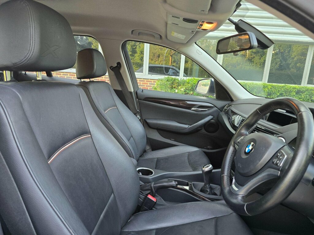 BMW X1 X1 Sdrive 18D Se White #17