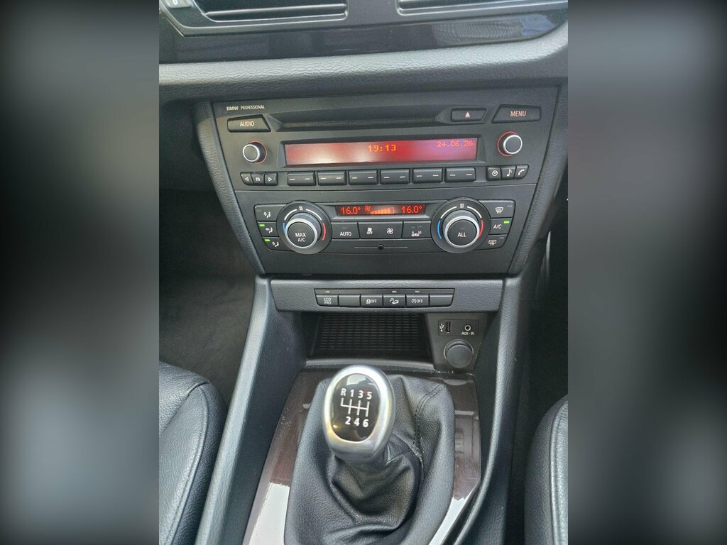 BMW X1 X1 Sdrive 18D Se White #21