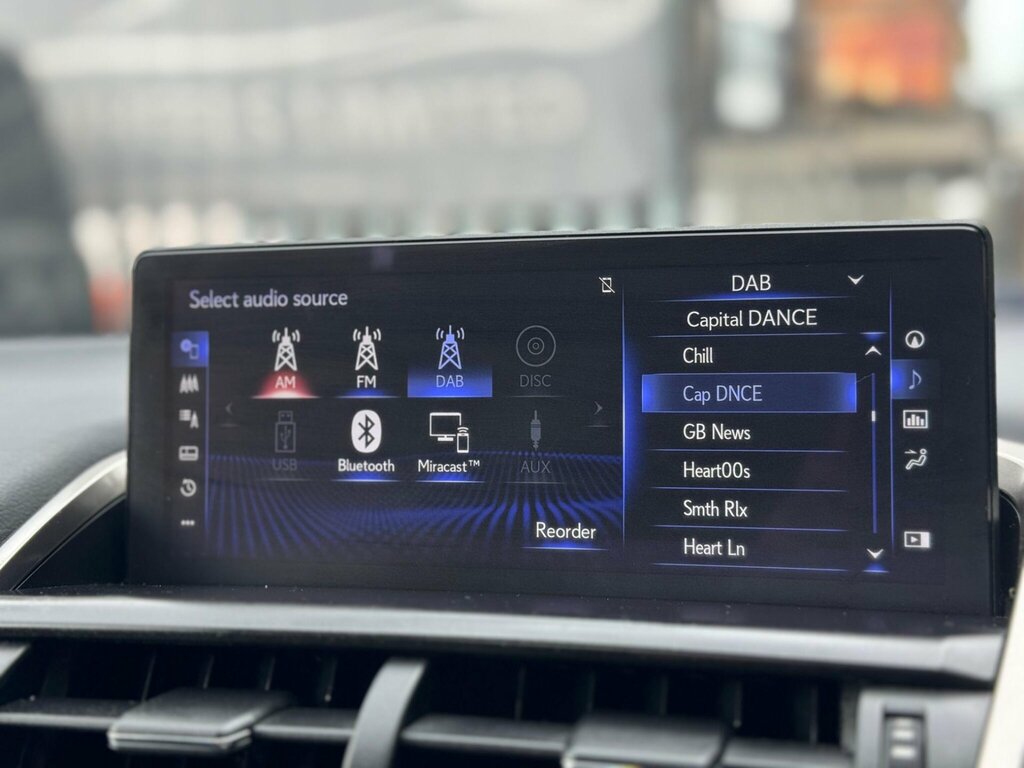 Lexus NX Estate 300H Black #40