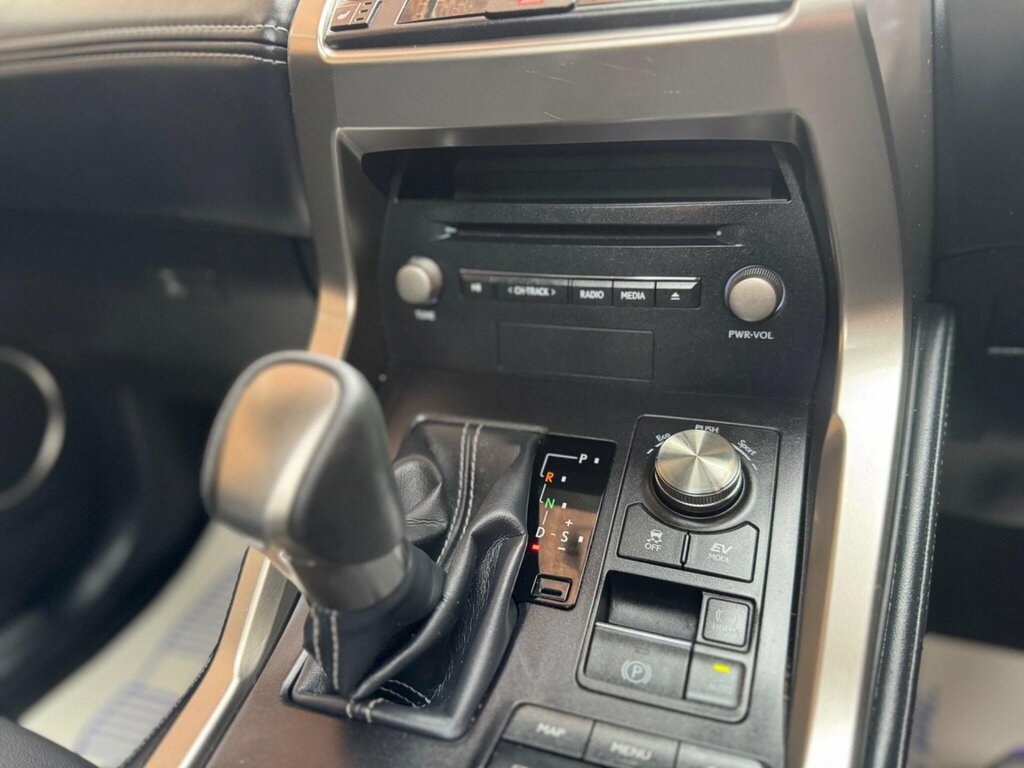 Lexus NX Estate 300H Black #19