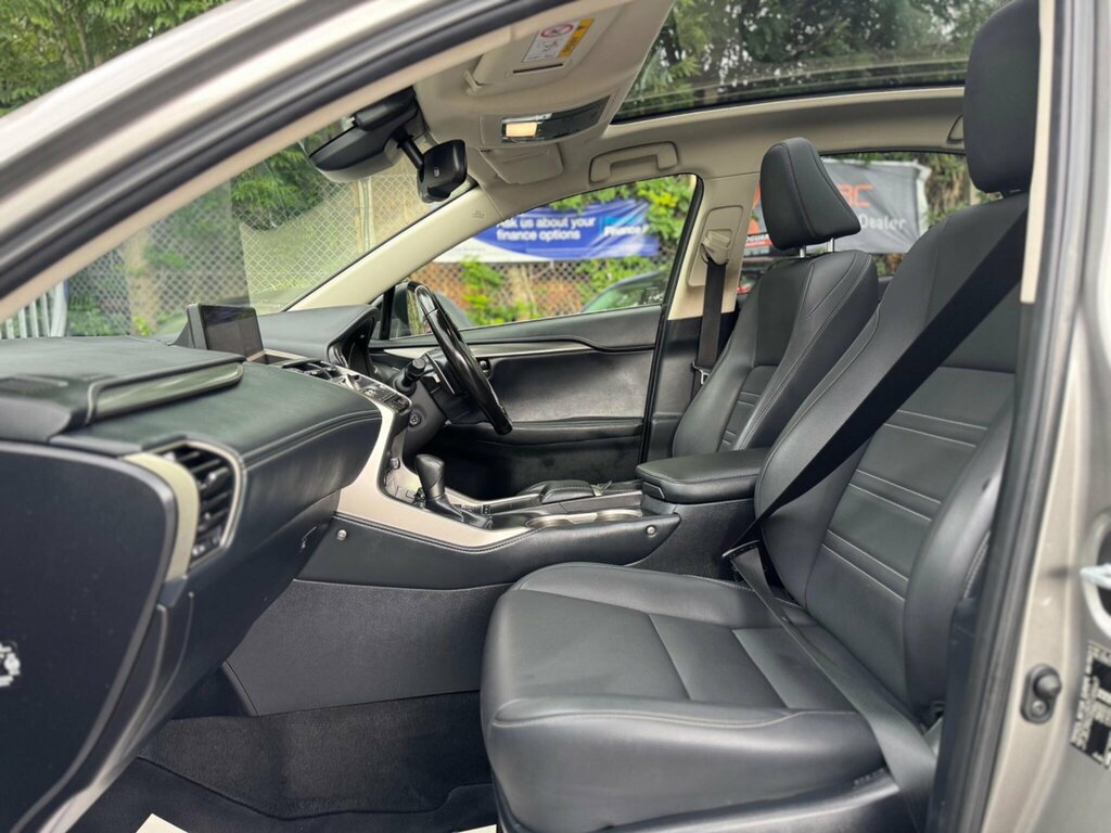 Lexus NX Estate 300H Black #13