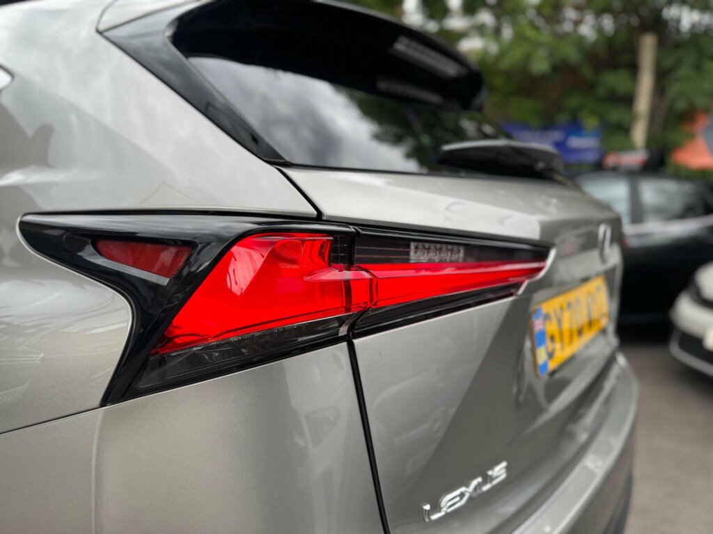 Lexus NX Estate 300H Black #10