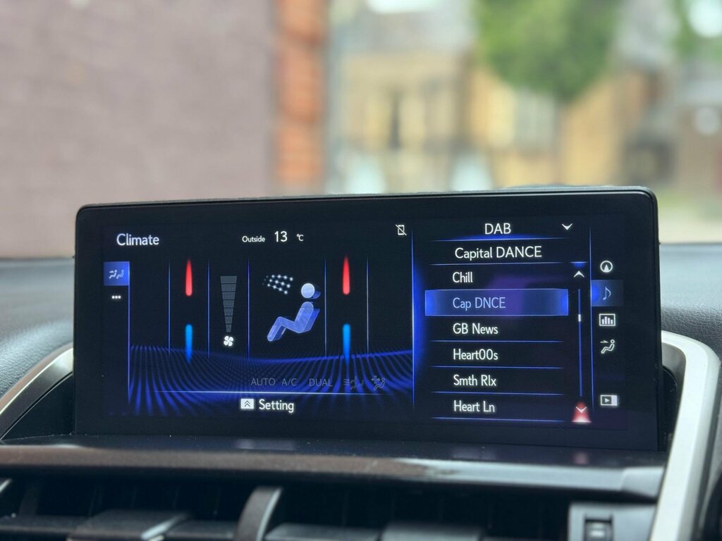 Lexus NX Estate 300H Black #41