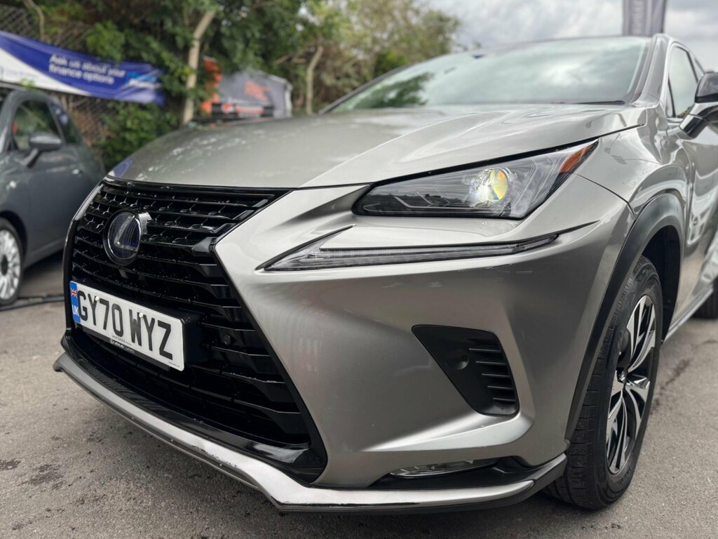 Lexus NX Estate 300H Black #9