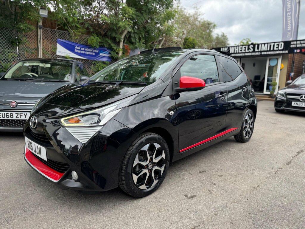 Toyota Aygo 1.0 Vvt-i X-trend X-shift Euro 6 Safety Sense Black #4