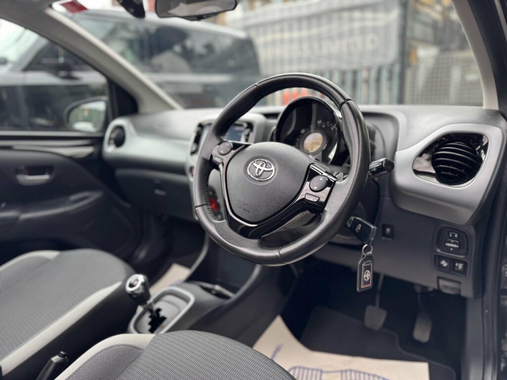 Toyota Aygo 1.0 Vvt-i X-trend X-shift Blue #11