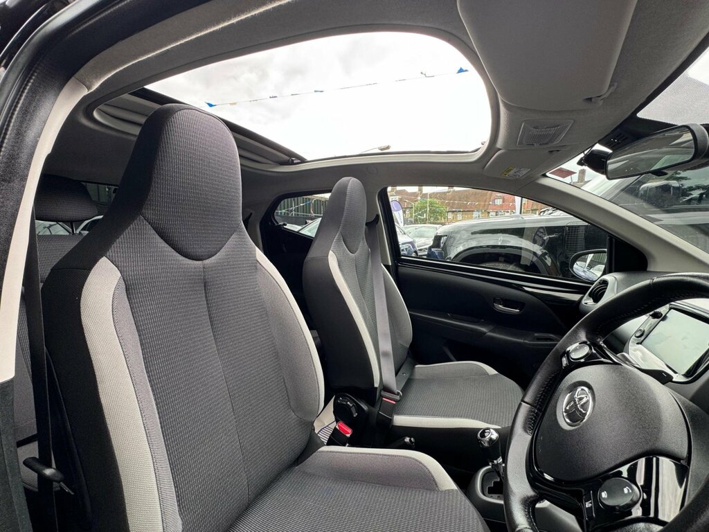 Toyota Aygo 1.0 Vvt-i X-trend X-shift Blue #17