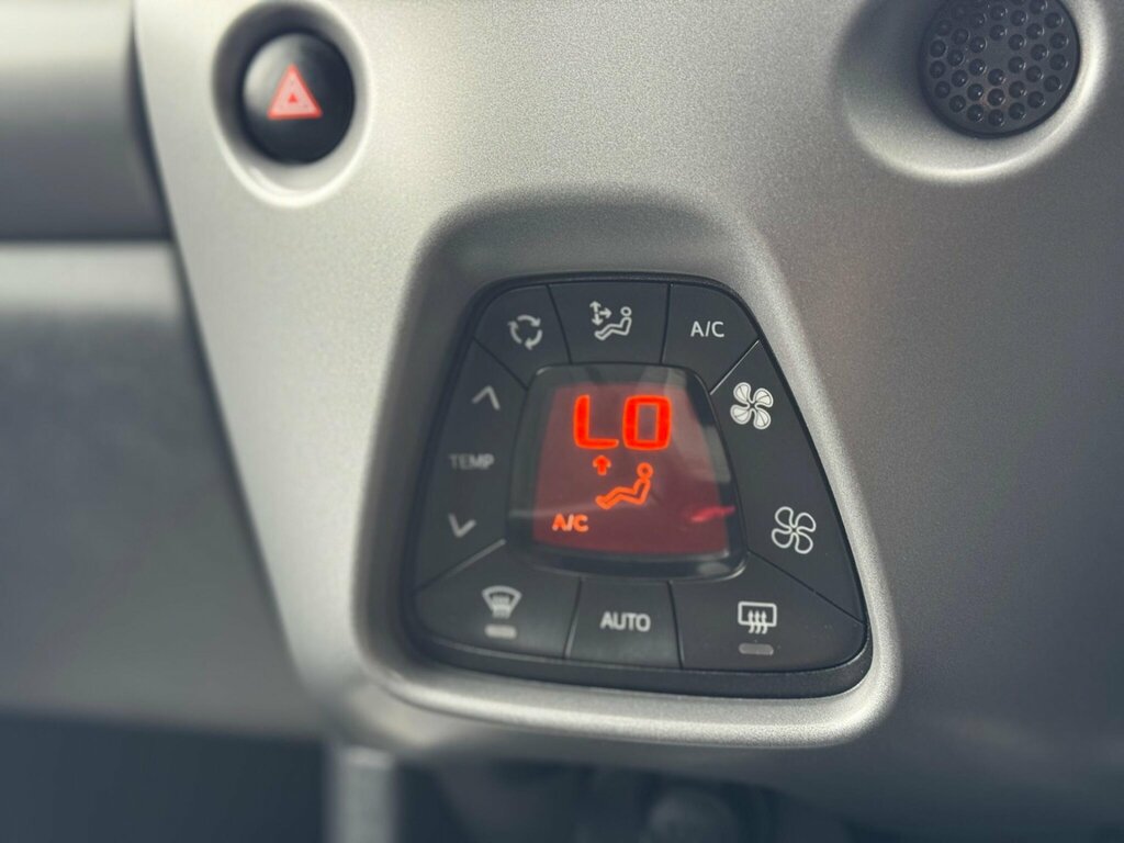 Toyota Aygo 1.0 Vvt-i X-trend X-shift Blue #31