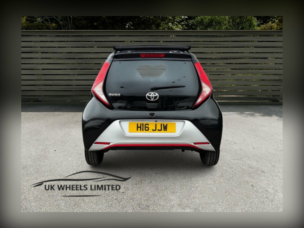 Toyota Aygo 1.0 Vvt-i X-trend X-shift Euro 6 Safety Sense Black #3