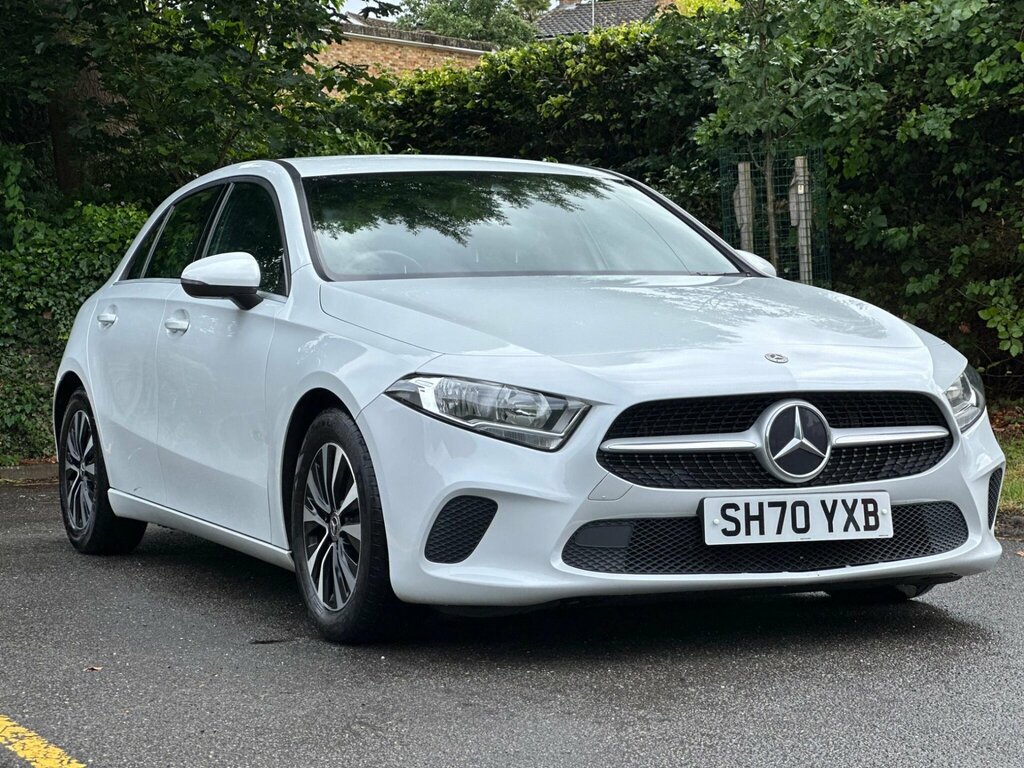 Mercedes-Benz A Class 1.3 A180 Se 7G-dct Euro 6 Ss White #3