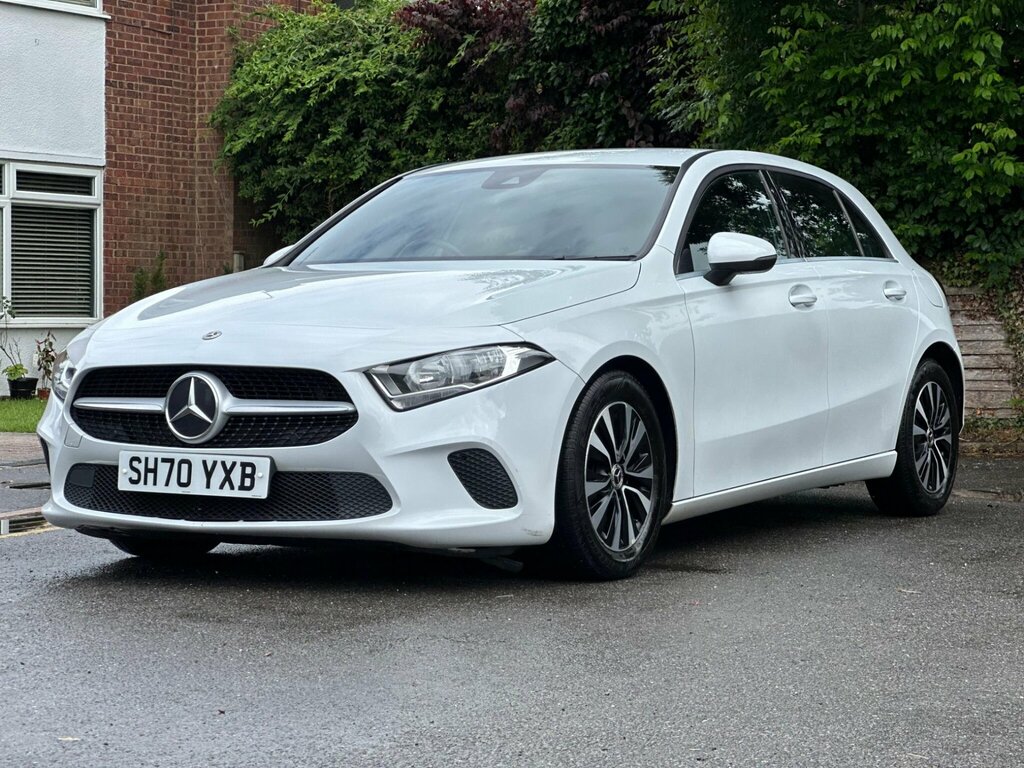 Mercedes-Benz A Class 1.3 A180 Se 7G-dct Euro 6 Ss White #4