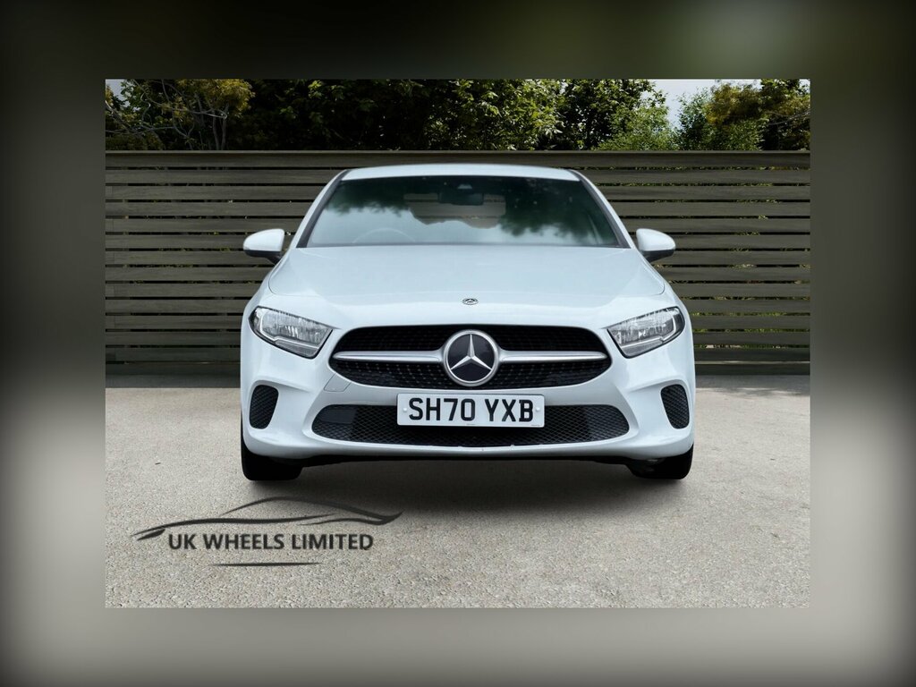 Mercedes-Benz A Class 1.3 A180 Se 7G-dct Euro 6 Ss White #2