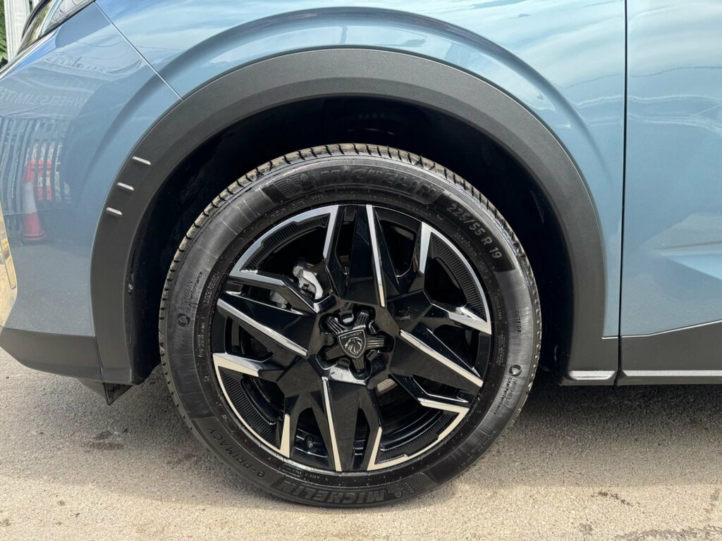 Peugeot 3008 Active Black #31