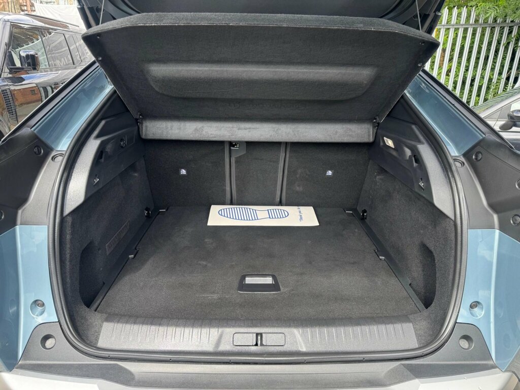 Peugeot 3008 Active Black #34