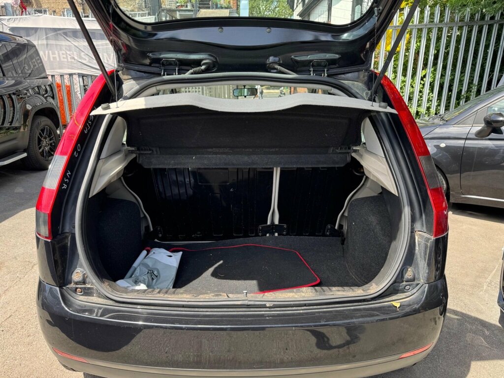 Ford Fiesta 2.0 St Red #8