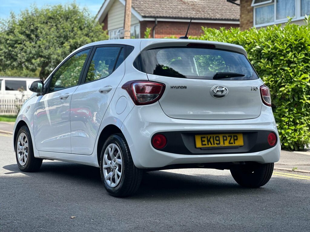 Hyundai I10 1.2 Se Euro 6 EK19PZP White #5
