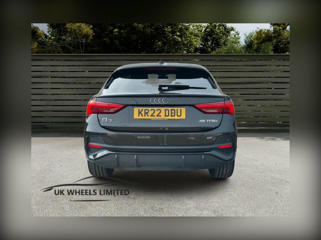 Audi Q3 1.4 Tfsie 45 Black Edition Sportback S Tronic Euro Black #3
