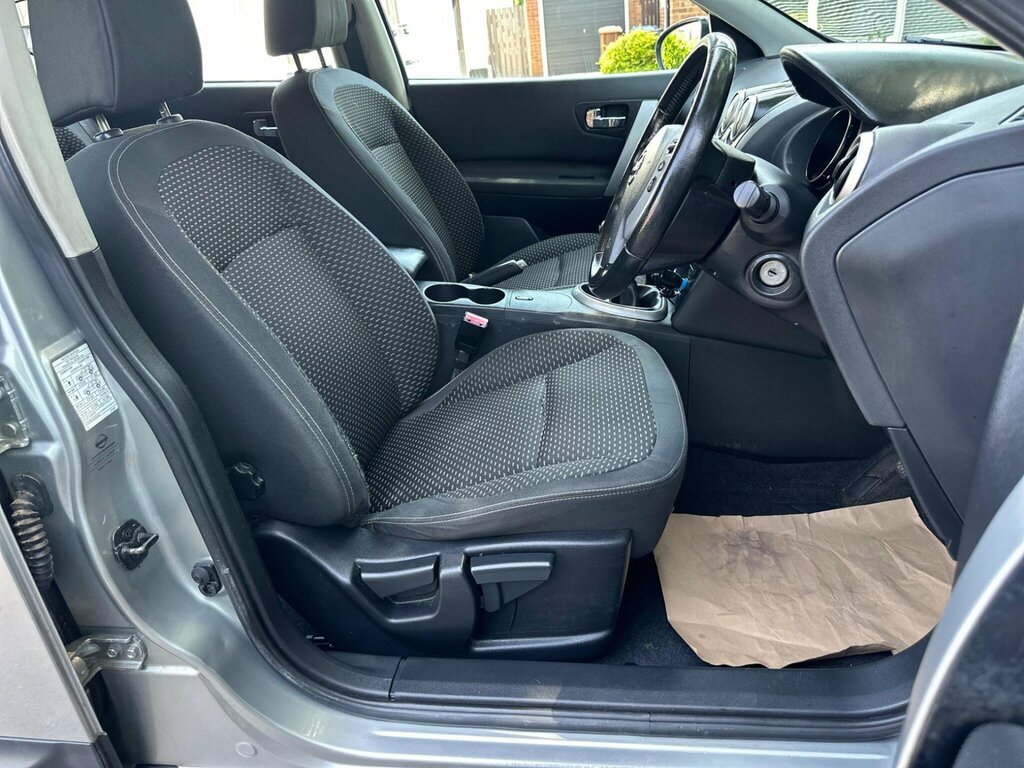 Nissan Qashqai 1.6 Acenta Hatchback Beige #8