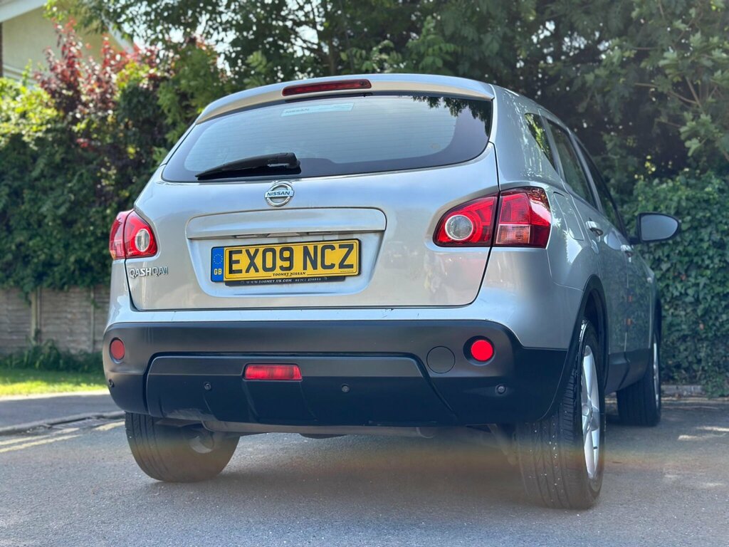 Nissan Qashqai 1.6 Acenta Hatchback Beige #37