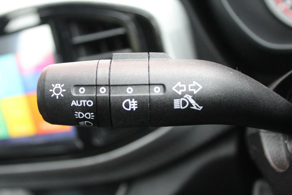 MG MG3 Exclusive Nav Vti-tech Black #29