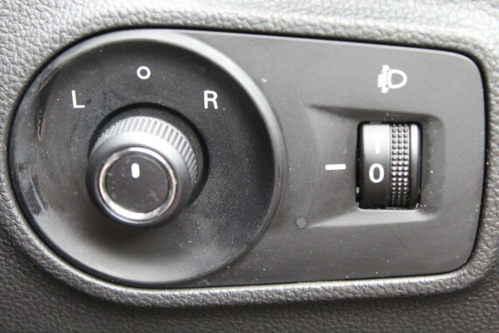 MG MG3 Exclusive Nav Vti-tech Black #31