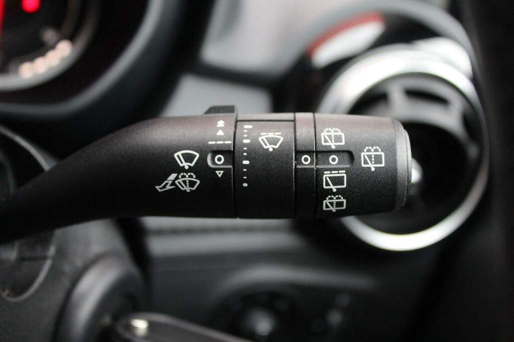 MG MG3 Exclusive Nav Vti-tech Black #30