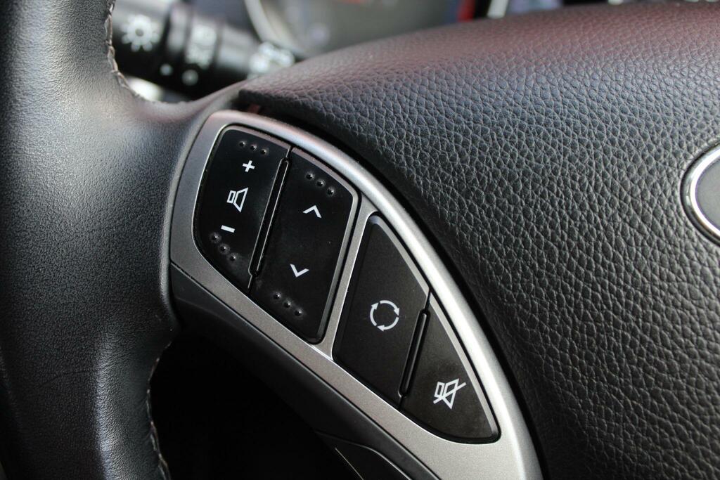 Hyundai I30 Crdi Se Blue Drive Blue #23