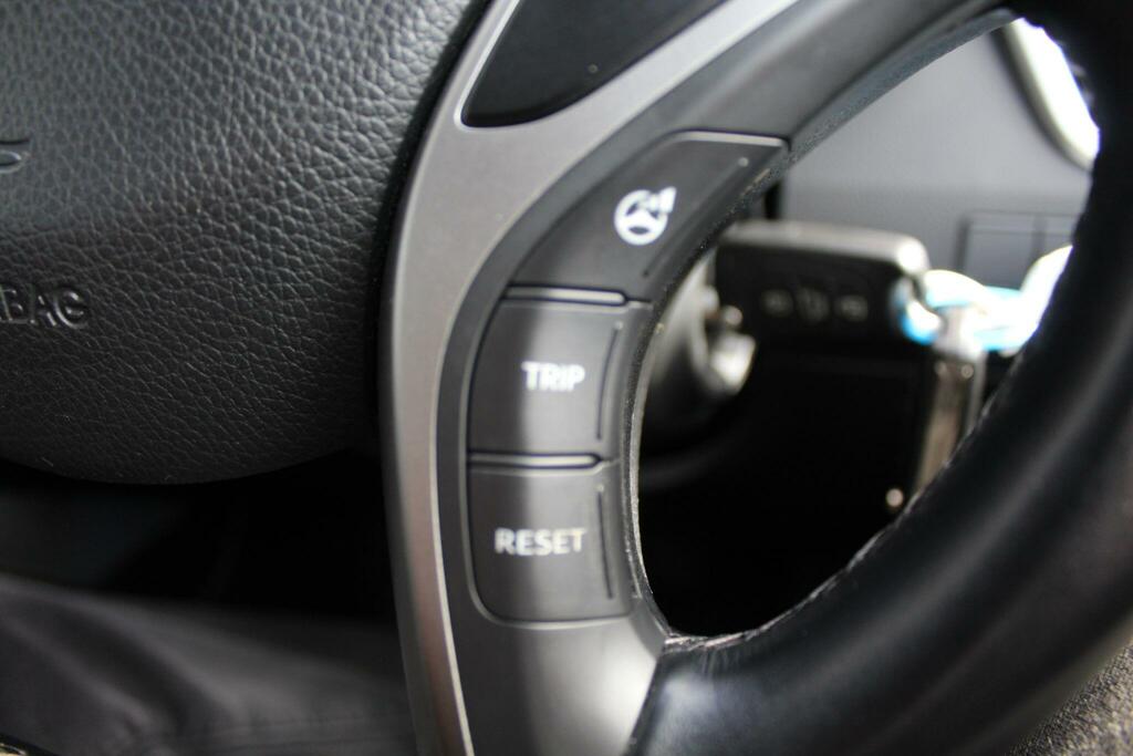 Hyundai I30 Crdi Se Blue Drive Blue #25