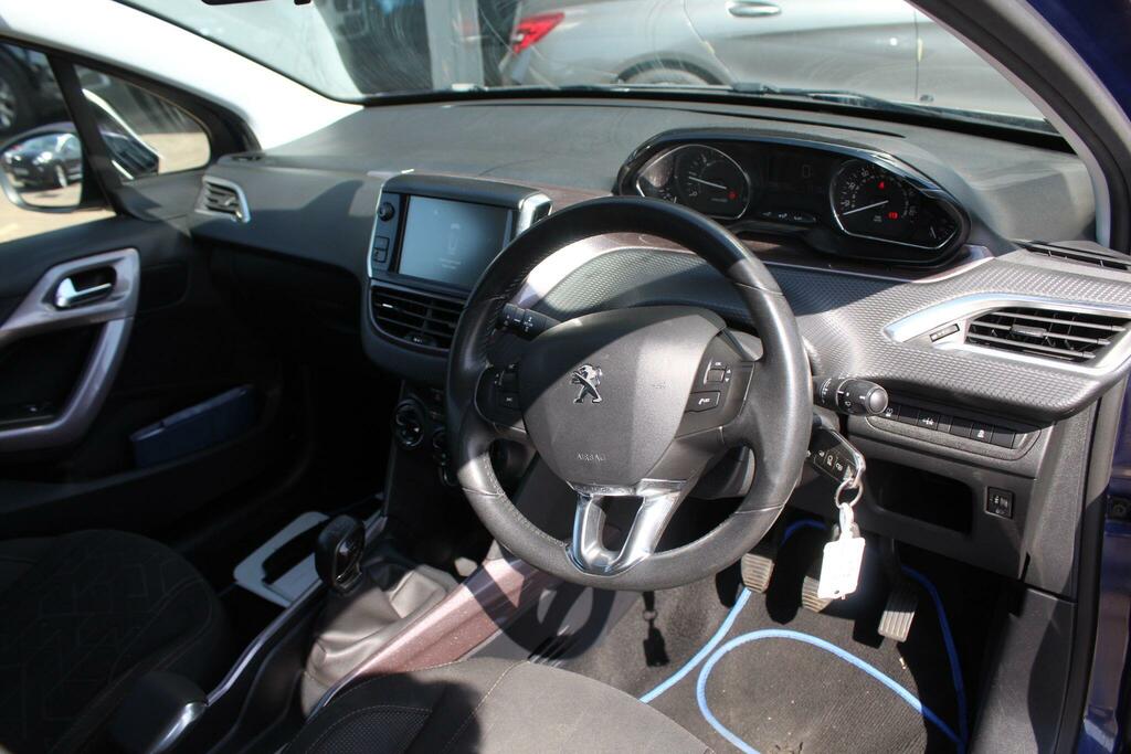 Peugeot 2008 Hdi Active Blue #6