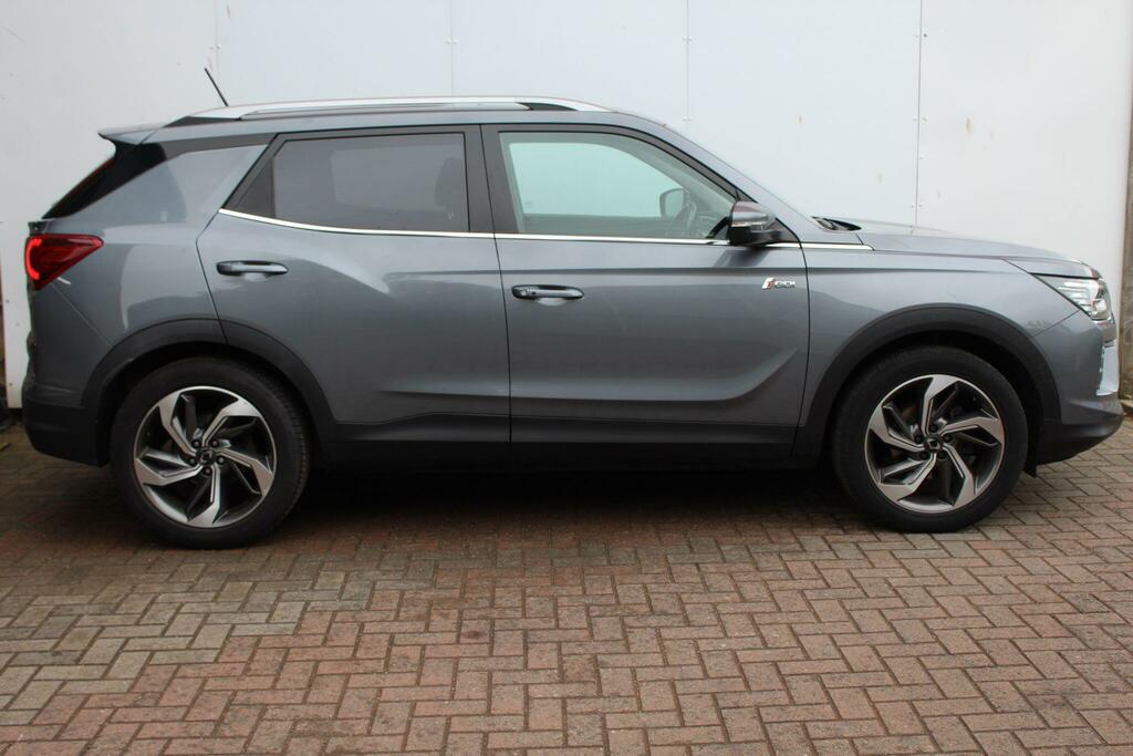 SsangYong Korando Ultimate Auto Red #7