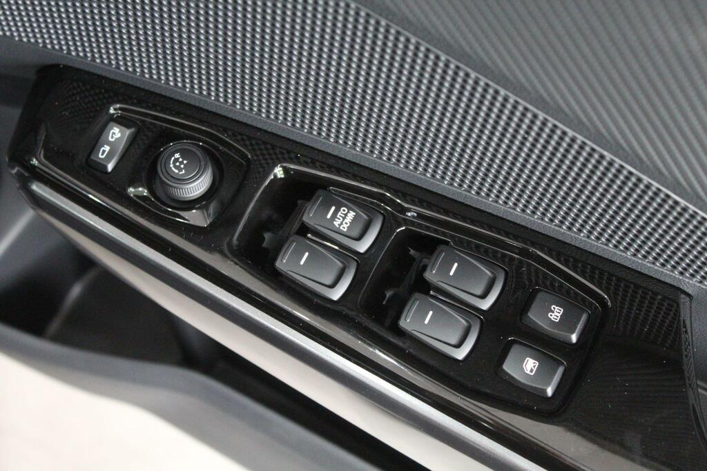 SsangYong Tivoli 1.5 K40 - 2026 75 Blue #26