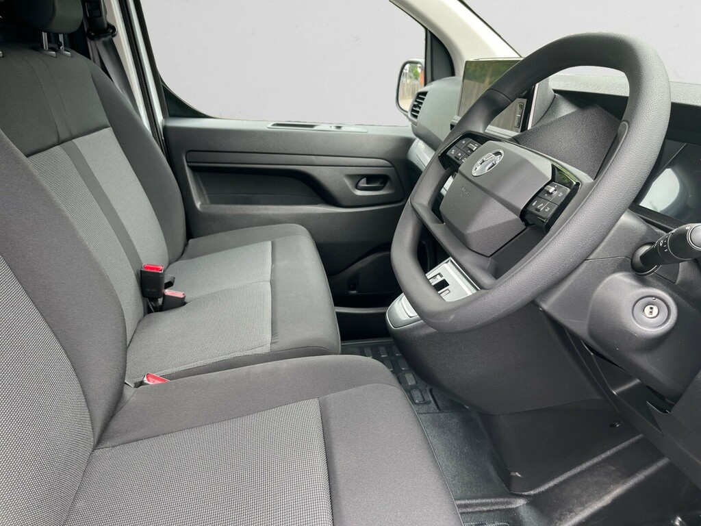Vauxhall Vivaro 100Kw 75Kwh Prime H1 Van MT26UKM White #2