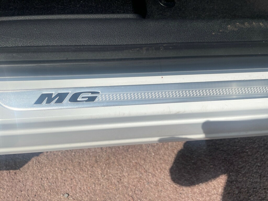 MG HS 1.5 T-gdi Excite White #40