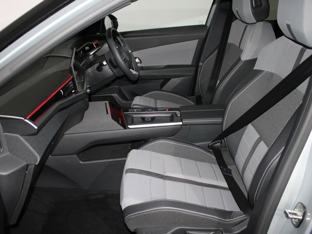 Vauxhall Grandland 1.2 Hybrid 136 Ultimate E-dct6 BW74UFK Silver #2