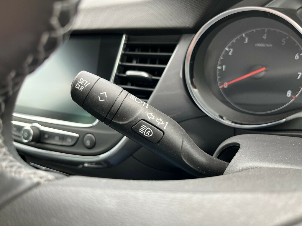 Vauxhall Crossland Ultimate Black #22