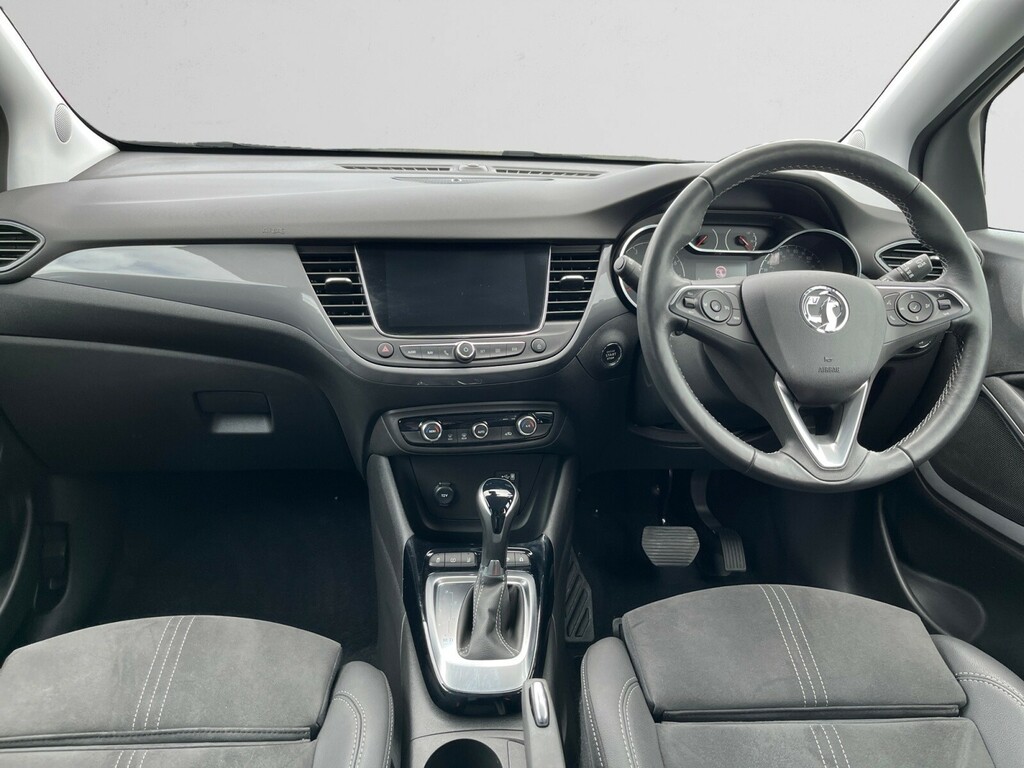 Vauxhall Crossland Ultimate Black #10