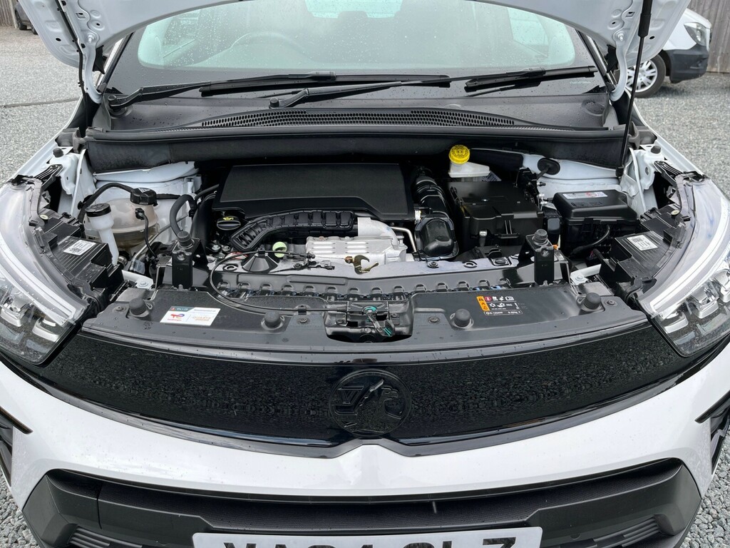 Vauxhall Crossland Ultimate Black #40