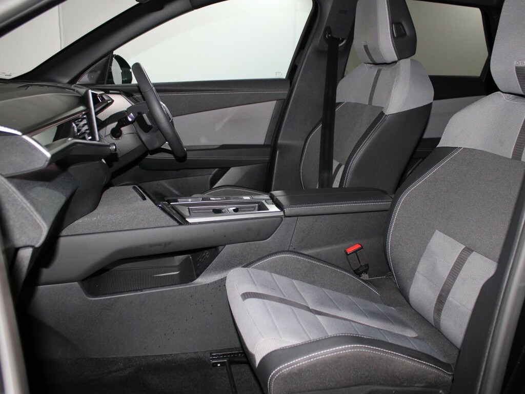 Vauxhall Grandland 1.2 Hybrid 145 Gs Intelli-led E-dct6 Black #2