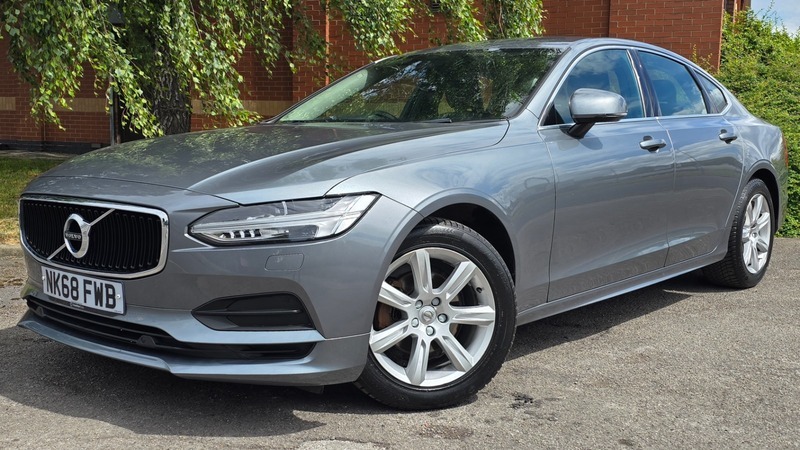 Volvo S90 2.0 D4 Momentum Saloon Grey