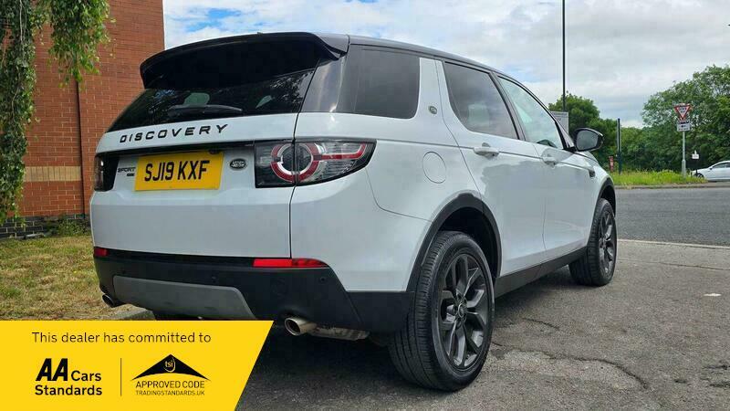 Land Rover Discovery Sport 2.0 Td4 Landmark SJ19KXF White #3