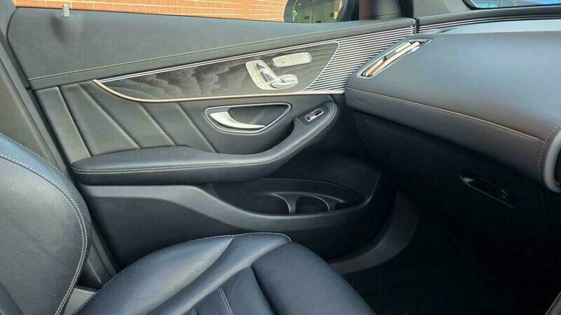Mercedes-Benz EQC Eqc 400 300Kw Amg Line 80Kwh Grey #40