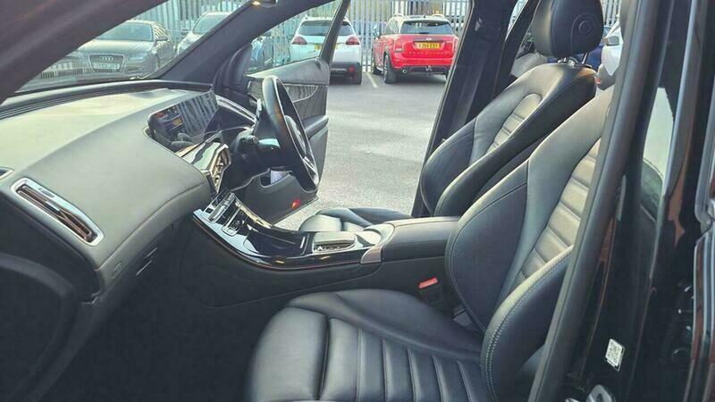 Mercedes-Benz EQC Eqc 400 300Kw Amg Line 80Kwh Grey #45