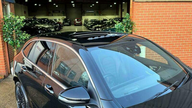 Mercedes-Benz EQC Eqc 400 300Kw Amg Line 80Kwh Grey #9