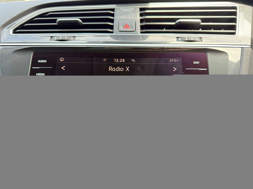 Volkswagen Tiguan 1.4 Tiguan Se Nav Tsi LR68XWU Black #6