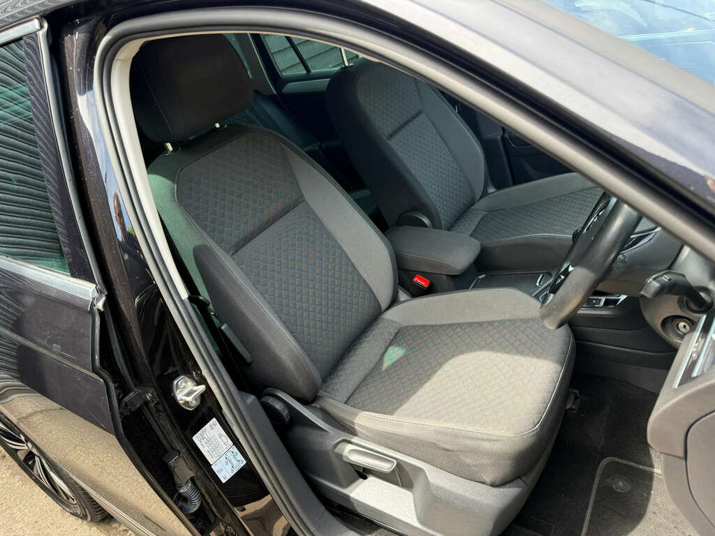 Volkswagen Tiguan 1.4 Tiguan Se Nav Tsi LR68XWU Black #2