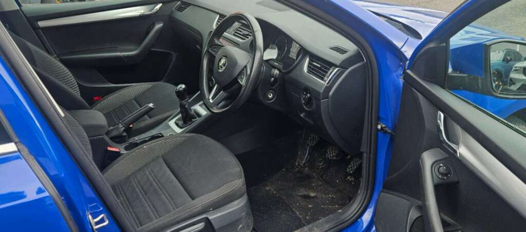 Skoda Octavia 1.0 Octavia Se Technology Tsi Blue #3