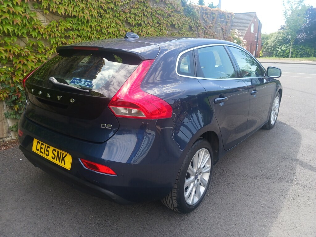Volvo V40 2.0 D2 R-design Lux Euro 6 Ss White #19
